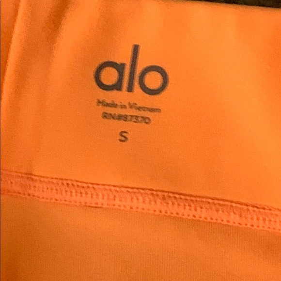 Alo Orange Leggings - Picture 3 of 4